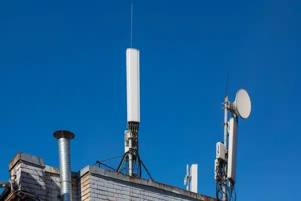 Montaż anten lte 5g i GSM Usługa montażu anten LTE i 5G