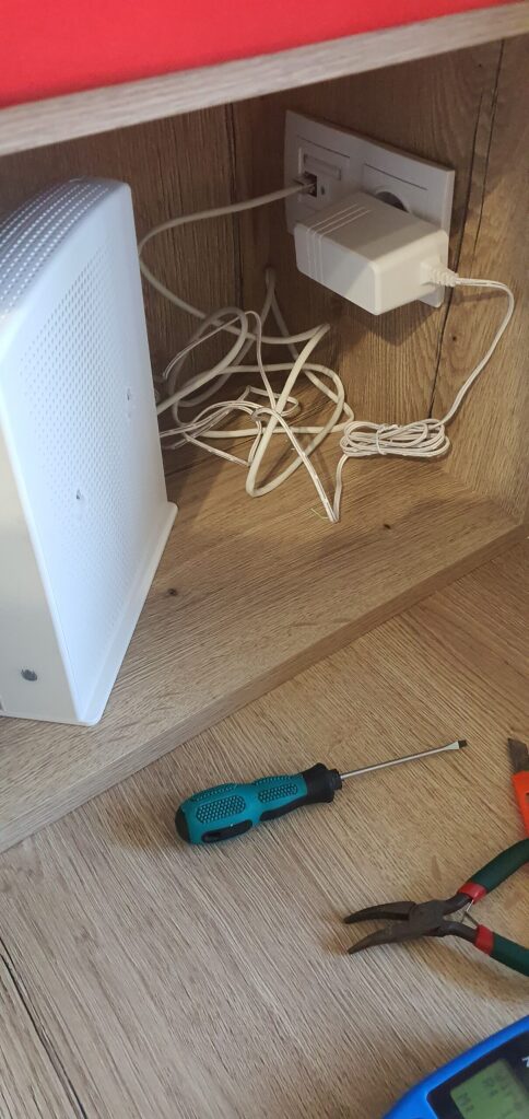 Montaż LAN do routera klienta.